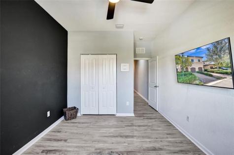 4228 N Dixie Highway Oakland Park FL 33334