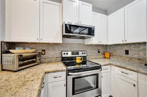 4228 N Dixie Highway Oakland Park FL 33334