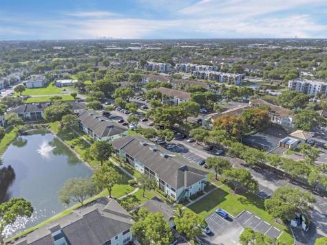 8771 NW 39th Street Sunrise FL 33351