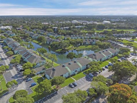 8771 NW 39th Street Sunrise FL 33351