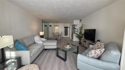 2831 Somerset Drive Lauderdale Lakes FL 33311