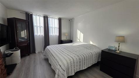 2831 Somerset Drive Lauderdale Lakes FL 33311