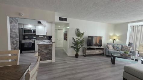 2831 Somerset Drive Lauderdale Lakes FL 33311