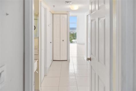 20505 E Country Club Drive Aventura FL 33180