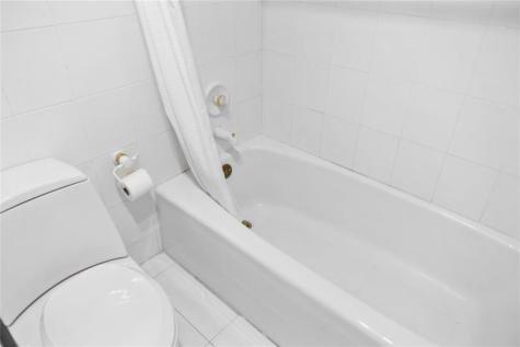 20505 E Country Club Drive Aventura FL 33180