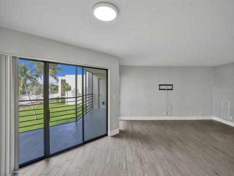 5851 E Camino Del Sol Boca Raton FL 33433