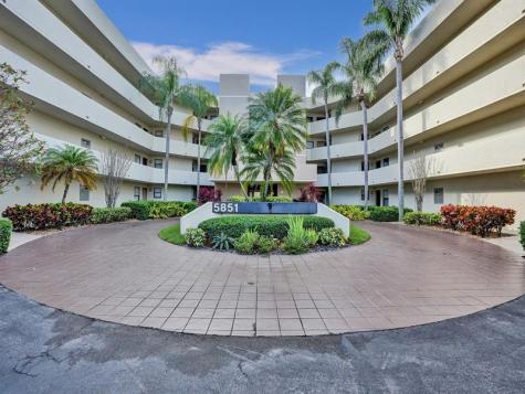 5851 E Camino Del Sol Boca Raton FL 33433