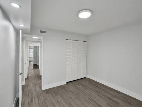 5851 E Camino Del Sol Boca Raton FL 33433