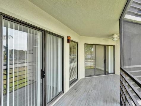 5851 E Camino Del Sol Boca Raton FL 33433