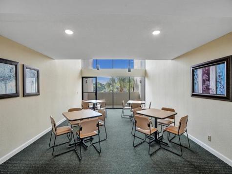 5851 E Camino Del Sol Boca Raton FL 33433