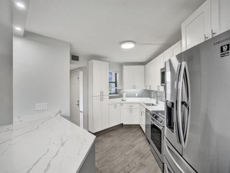 5851 E Camino Del Sol Boca Raton FL 33433