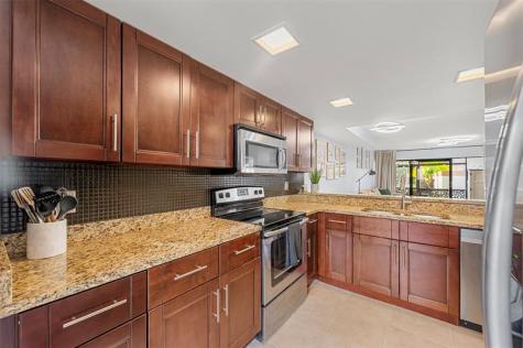 7110 SW 42nd Court Davie FL 33314