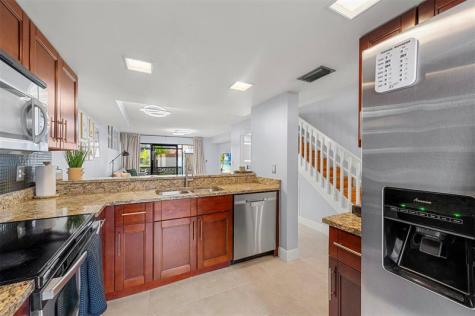 7110 SW 42nd Court Davie FL 33314