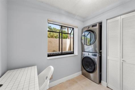 7110 SW 42nd Court Davie FL 33314