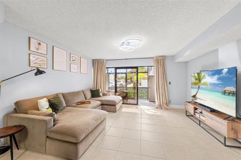 7110 SW 42nd Court Davie FL 33314