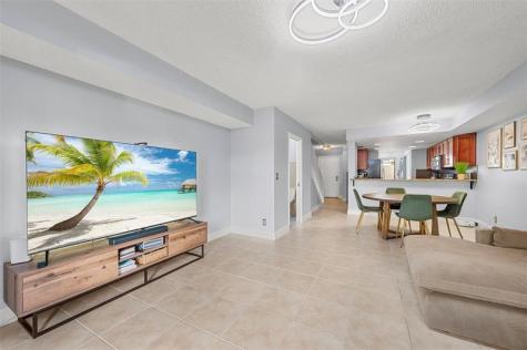 7110 SW 42nd Court Davie FL 33314