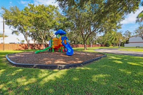 7110 SW 42nd Court Davie FL 33314