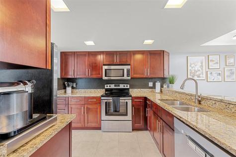7110 SW 42nd Court Davie FL 33314