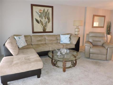 441 SE 3rd Street Dania Beach FL 33004