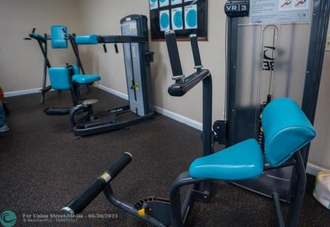 105 Oakridge I Deerfield Beach FL 33442