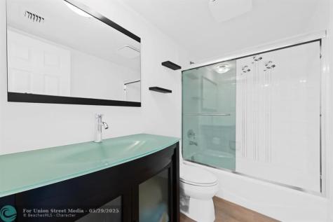 1100 SE 5th Court Pompano Beach FL 33060