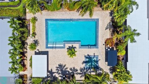 1100 SE 5th Court Pompano Beach FL 33060