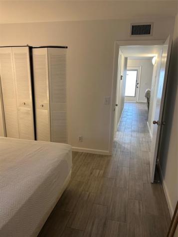 467 Capri J Delray Beach FL 33484