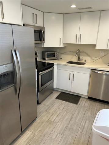 467 Capri J Delray Beach FL 33484