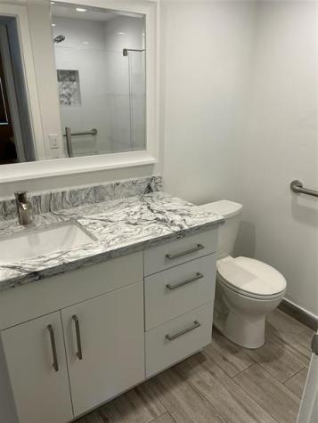 467 Capri J Delray Beach FL 33484