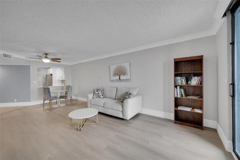116 Lake Emerald Drive Oakland Park FL 33309