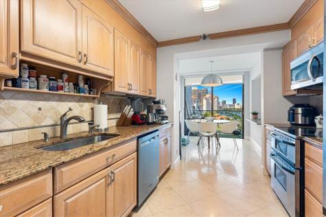 19707 Turnberry Way Aventura FL 33180