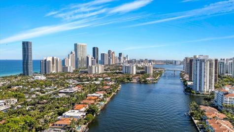 19707 Turnberry Way Aventura FL 33180