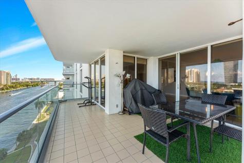 19707 Turnberry Way Aventura FL 33180