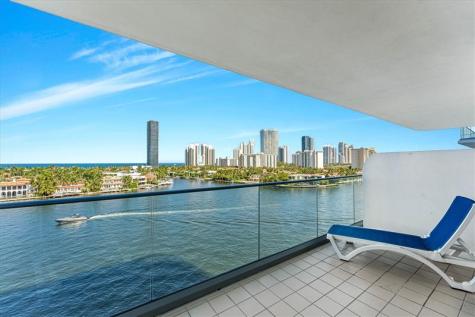 19707 Turnberry Way Aventura FL 33180