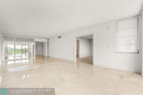 535 Oaks Drive Pompano Beach FL 33069