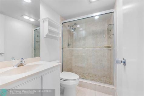 535 Oaks Drive Pompano Beach FL 33069