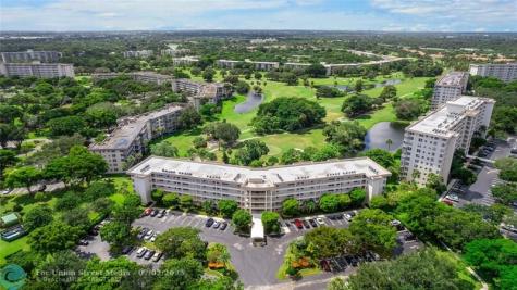 535 Oaks Drive Pompano Beach FL 33069