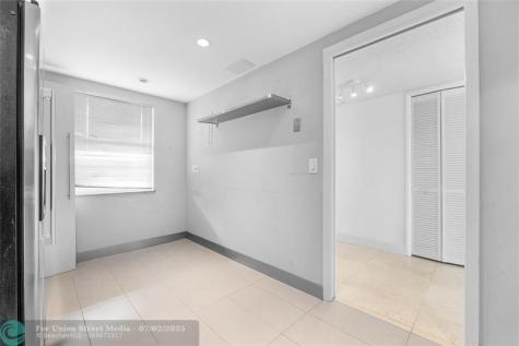 535 Oaks Drive Pompano Beach FL 33069