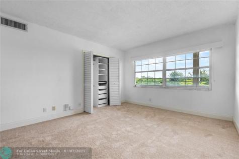 535 Oaks Drive Pompano Beach FL 33069