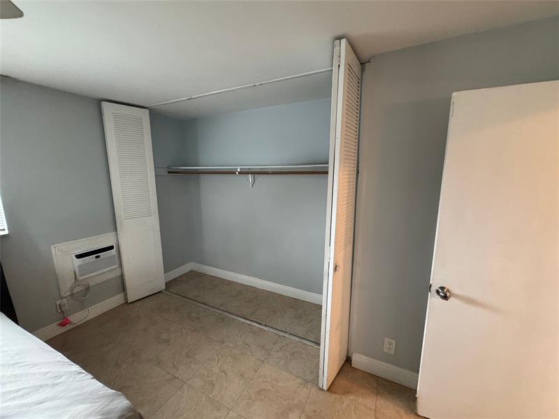 1150 E Sample Road Pompano Beach FL 33064