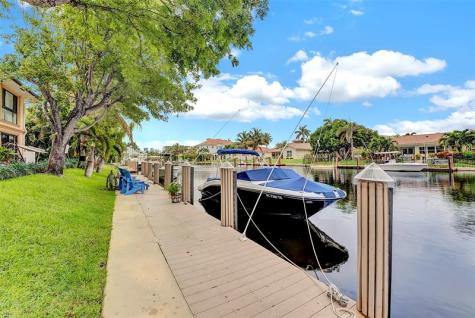 4310 S Ocean Boulevard Highland Beach FL 33487