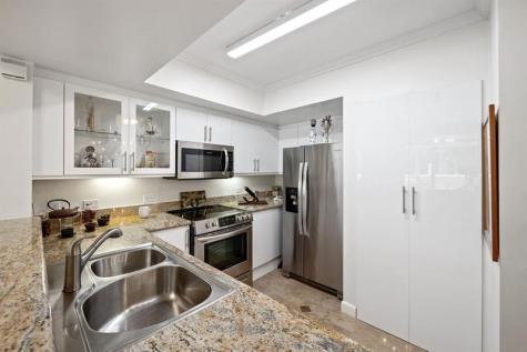 2011 N Ocean Boulevard Fort Lauderdale FL 33305