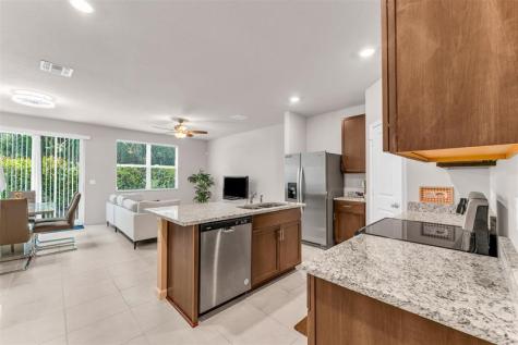 5659 Enclave Drive Mangonia Park FL 33407