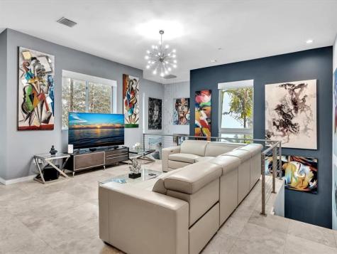 733 NE 4th Avenue Fort Lauderdale FL 33304
