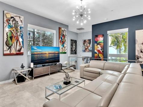 733 NE 4th Avenue Fort Lauderdale FL 33304