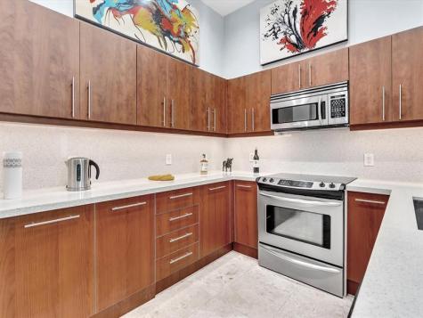 733 NE 4th Avenue Fort Lauderdale FL 33304