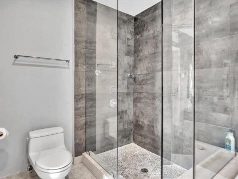 733 NE 4th Avenue Fort Lauderdale FL 33304