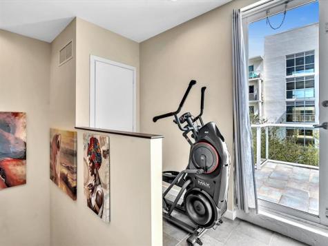 733 NE 4th Avenue Fort Lauderdale FL 33304