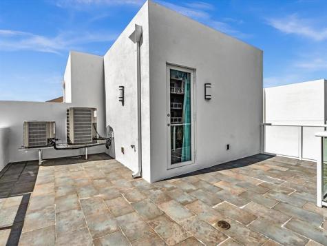 733 NE 4th Avenue Fort Lauderdale FL 33304