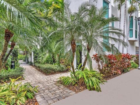 733 NE 4th Avenue Fort Lauderdale FL 33304